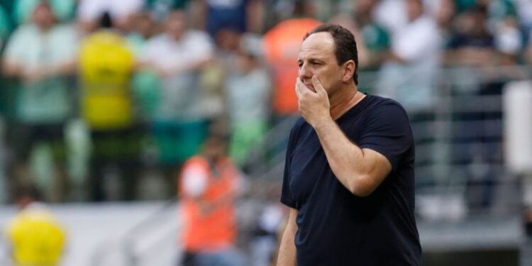 São Paulo deve manter Rogério Ceni no cargo (Crédito: GettyImages)