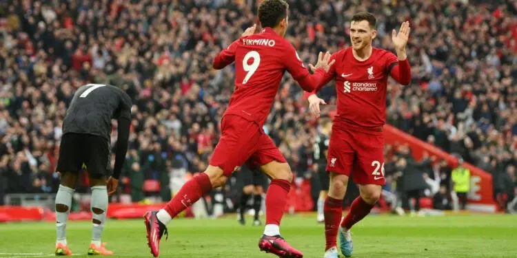 Liverpool e Arsenal pela Premier League (Crédito: Getty Images)