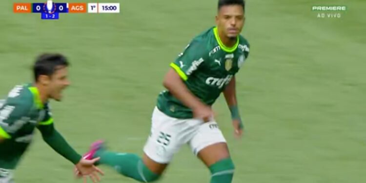 Palmeiras abre o placar na final do Paulistão (Crédito: Reprodução Premiere)