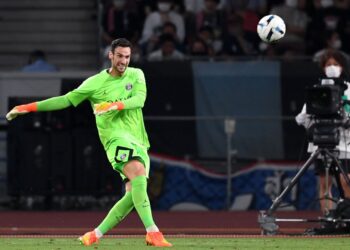 PSG: família atualiza estado de saúde de Sergio Rico (Crédito: GettyImages)