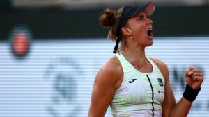 Bia Haddad quebrou marcas positivas de Swiatek em Roland Garros (Crédito: Reuters - KAI PFAFFENBACH)