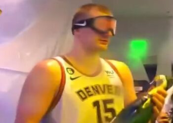 Nikola Jokic e Jimmy Butler viraram memes após o jogo entre Nuggets x Heat (Crédito: Reprodução / Twitter)