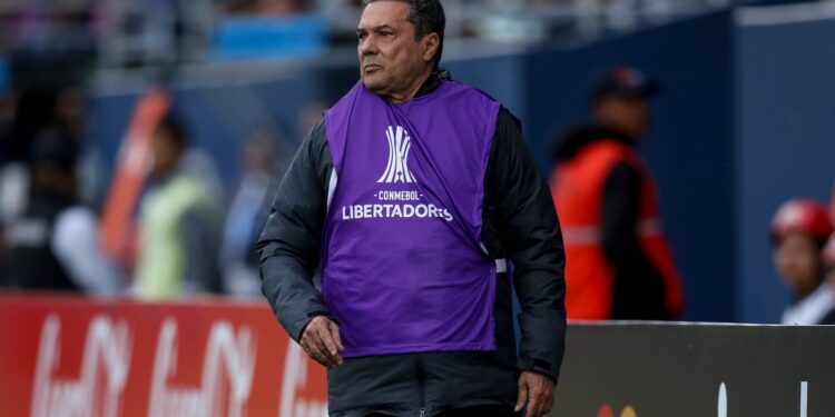 Corinthians bancou Vanderlei Luxemburgo e garantiu que vai ter reforços para o restante da temporada 2023 (Crédito: Rodrigo Coca/Agência Corinthians)
