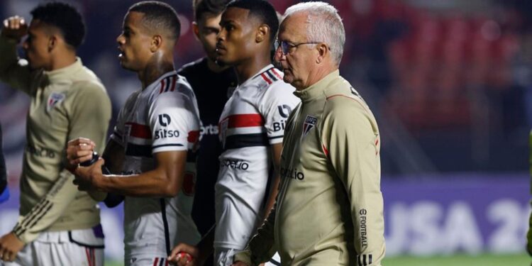 O São Paulo não teve dificuldades para vencer o Tigre na Copa Sul-Americana durante a noite da última terça-feira, 27 (Crédito: Rubens Chiri/ SPFC.NET)