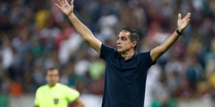 O Bahia segurou o Grêmio e ficou próximo de avançar para as semifinais da Copa do Brasil; Renato Paiva desabafou (Crédito: GettyImages)