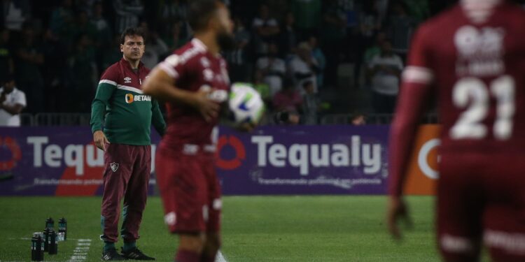 Fluminense voltou a vacilar sob o comando de Diniz (Crédito: Marcelo Gonçalves / Fluminense / Flickr)