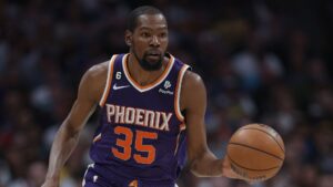 Kevin Durant, do Phoenix Suns, na NBA (Crédito: Getty Images)