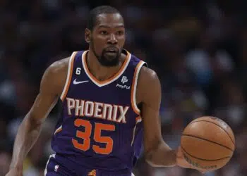 Kevin Durant, do Phoenix Suns, na NBA (Crédito: Getty Images)