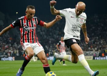 Rafinha em Corinthians x São Paulo, na Copa do Brasil (Crédito: Getty Images)