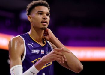 Victor Wembanyama poderá dar o seu cartão de visitas aos Spurs em confronto diante dos Hornets na NBA Summer League (Crédito: GettyImages)