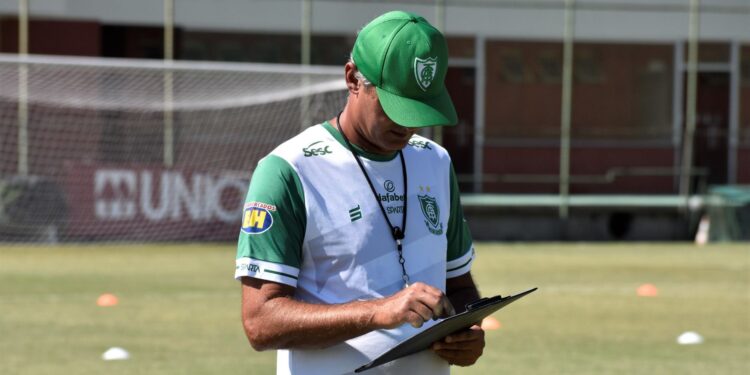 América-MG não quis dar sequência na conversa com Lisca (Crédito: Fernando Almeida / América-MG / Flickr)