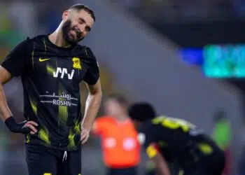 Benzema entra em atrito com técnico por Romarinho (Crédito: Getty Images)