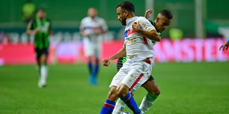 Fortaleza x América-MG: onde assistir ao vivo ao jogo da Sul-Americana (Crédito: Mourão Panda/ América-MG/ Flickr)