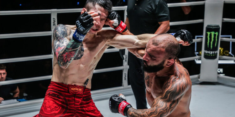 John Lineker retorna ao cage no final de setembro (Crédito: Divulgação/ONE Championship)