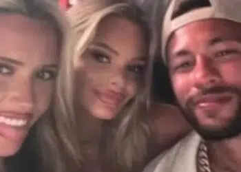 Foto de Neymar Jr. ao lado de gringas viralizaram nas redes sociais (Crédito: Reprodução Instagram)