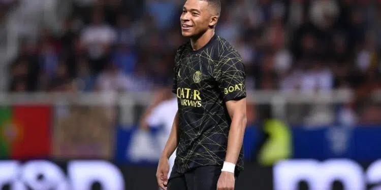 Mbappé não irá se transferir ao Real Madrid nesta janela (Crédito: Reprodução Instagram)