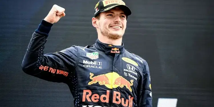 Max Verstappen alcançou marca inédita (Crédito: Foto: Nicolas Tucat/Reuters)