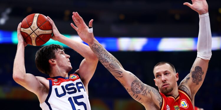 Estados Unidos e Alemanha se enfrentaram pela semifinal da Copa do Mundo de Basquete (Crédito: GettyImages)