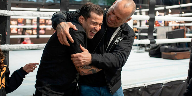 Wanderlei Silva prestigiou a inauguração do CT da equipe do amigo Cristiano Marcello (Crédito: Divulgação/CMSystem)
