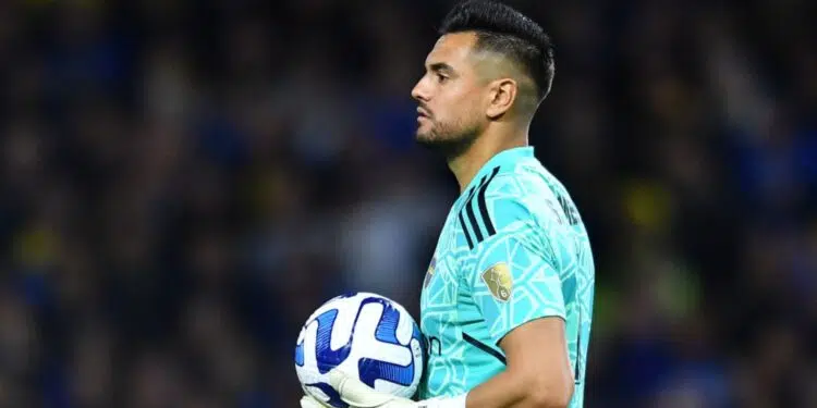 Sergio Romero deu aquela alfinetada no gramado do Palmeiras (Crédito: GettyImages)