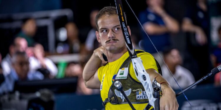 Marcus D'Almeida foi campeão da Copa do Mundo de Tiro com Arco (Crédito: GettyImages)
