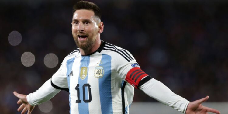 Messi se tornou o maior artilheiro da história das Eliminatórias (Crédito: GettyImages)