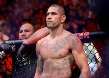Alex Poatan disputará o cinturão do UFC (Crédito: Getty Images)