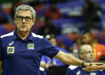 José Roberto Guimarães, coordenador técnico das seleções femininas de vôlei (Crédito: Wander Roberto / Inovafoto / CBV)