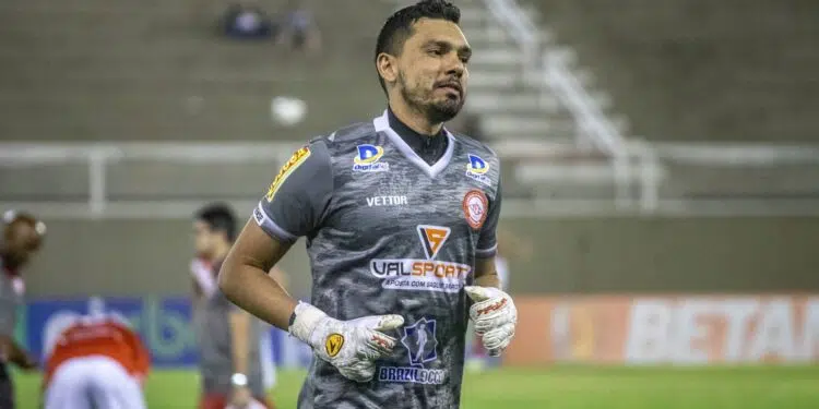 Felipe Garcia fala sobre volta ao estádio do Tombense: “Lutar até o fim” (Crédito: Victor Souza/ Tombense)