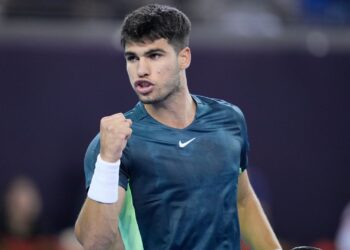 Alcaraz vence Ruud e vai à semi em Pequim (Crédito: Getty Images)