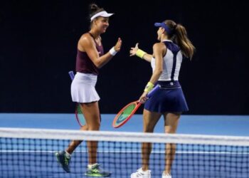 Luisa Stefani brilha com Ingrid Martins no WTA 1000 de Pequim (Crédito: WTA/Divulgação)