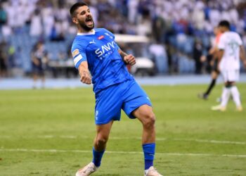 Al Fateh e Al Hilal pelo Campeonato Saudita (Crédito: Getty Images)