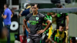 América-MG demitiu Fabián Bustos (Crédito: Flickr América / Mourão Panda)