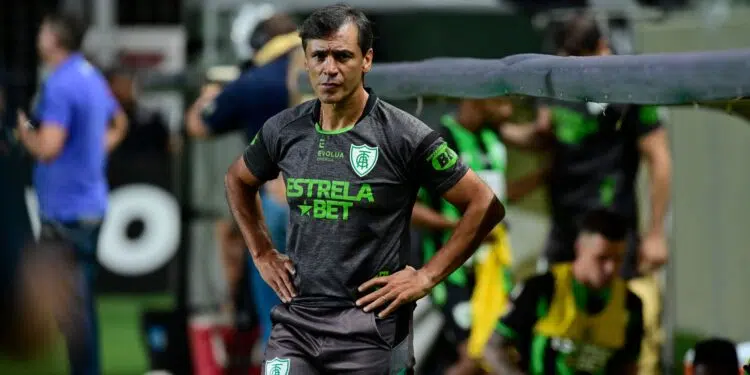 América-MG demitiu Fabián Bustos (Crédito: Flickr América / Mourão Panda)