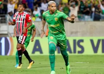Deyverson faz post enigmático (Crédito: AssCom / Cuiabá Flickr)