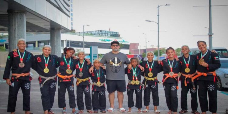 MaréTop Team brilhou em Abu Dhabi (Crédito: Divulgação)