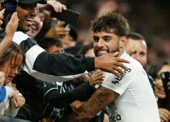 Yuri Alberto analisa ‘gol feio’ em vitória do Corinthians (Crédito: Getty Images)