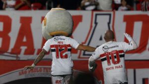 Alexandre Pato publica indireta nas redes sociais e gera polêmica (Crédito: Rubens Chiri / São Paulo FC)