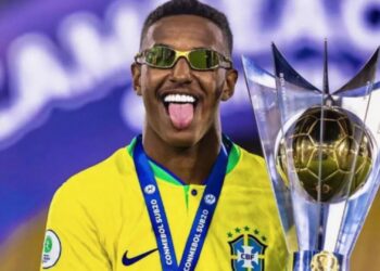 Corinthians se interessa por Robert Renan (Crédito: Flickr CBF / Rafael Ribeiro)