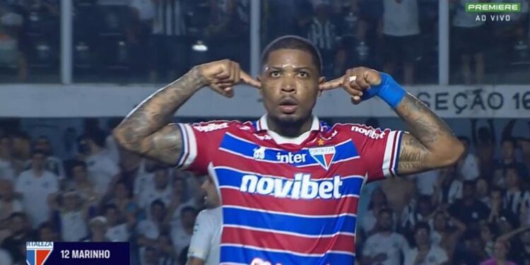 Marinho marca, e Fortaleza abre o placar contra o Santos (Crédito: Transmissão)