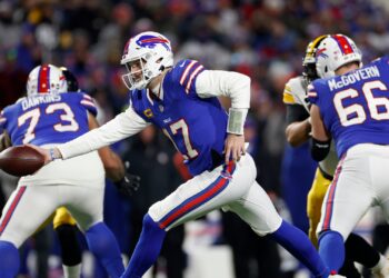 Buffalo Bills contra o Pittsburgh Steelers (Crédito: Getty Images)