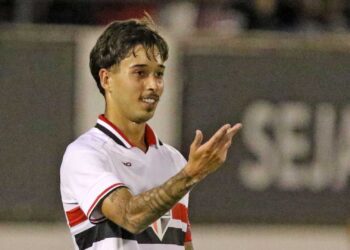 São Paulo em campo na Copinha (Crédito: Célio Messias/São Paulo FC/Flickr)