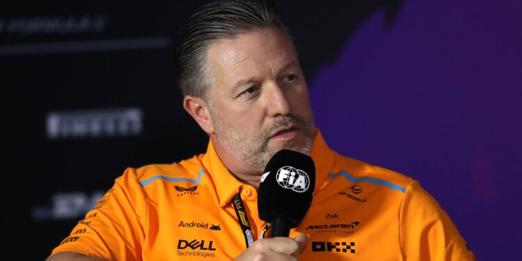 Zak Brown, chefe da McLaren na F1 (Crédito: Getty Images)