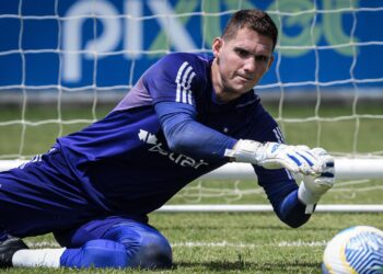 Após vitória, Rafael Cabral fala sobre momento no Cruzeiro: “Me cobro...” (Crédito: Gustavo Aleixo / Cruzeiro)