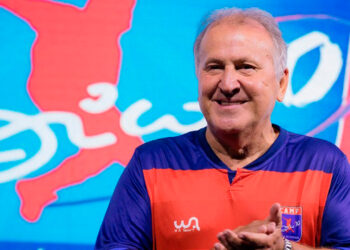 Zico abriu unidade de sua escolinha de futebol em Itaguaí (Crédito: Diego Alvez)