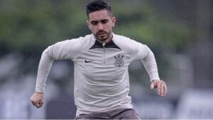 Igor Coronado está de volta aos treinos do Corinthians (Crédito: Rodrigo Coca/Ag. Corinthians)