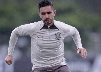 Igor Coronado está de volta aos treinos do Corinthians (Crédito: Rodrigo Coca/Ag. Corinthians)