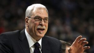 Phil Jackson com Michael Jordan (Crédito: Getty Images)