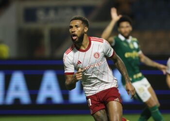 Delfín e Internacional pela Sul-Americana (Crédito: Flickr Internacional / Ricardo Duarte)