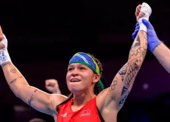 Bia Ferreira conquistou o ouro na categoria até 60kg (Crédito: CBBoxe)